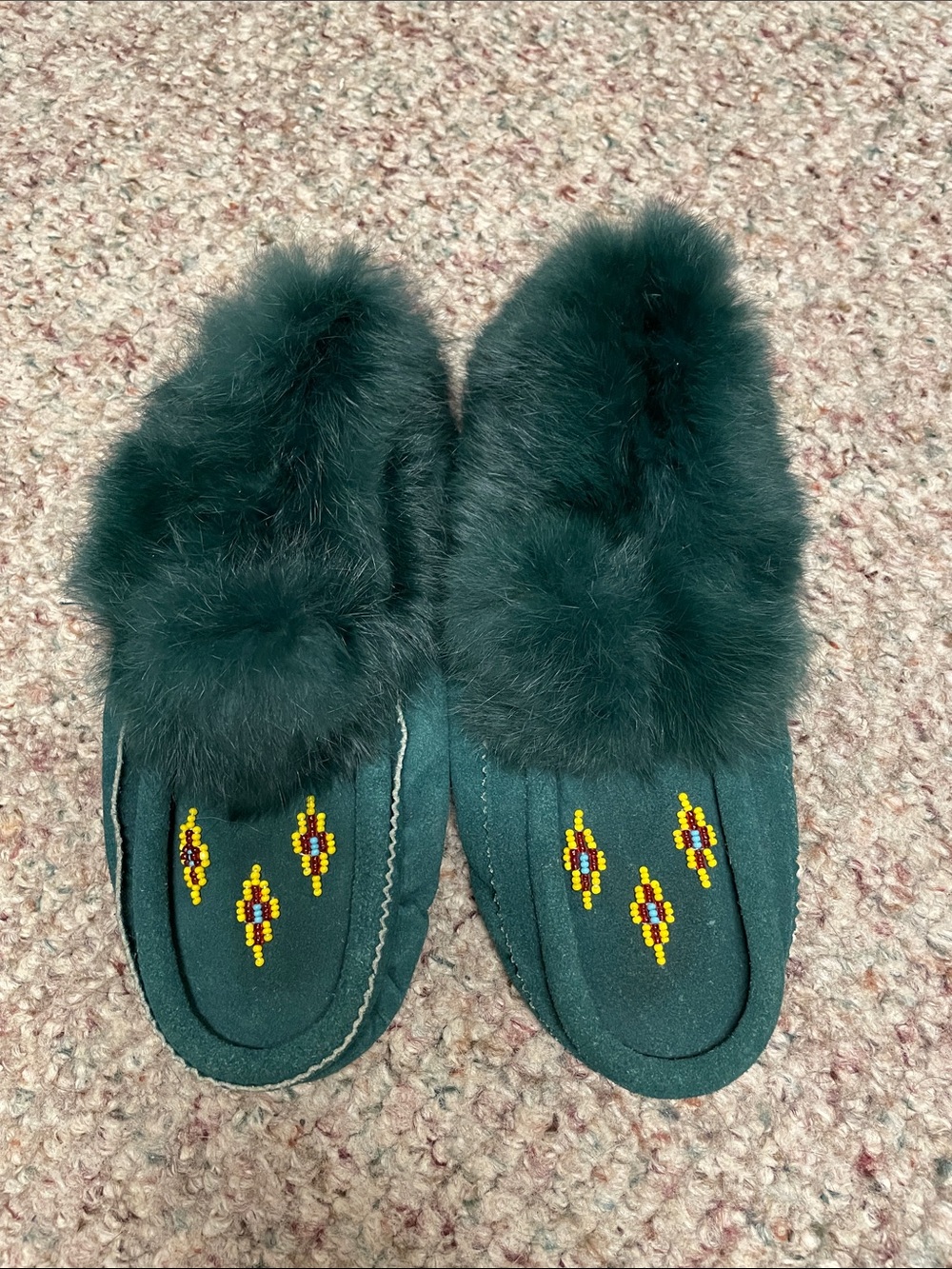 Suede real fur beaded toe fleece lined moccasins - new